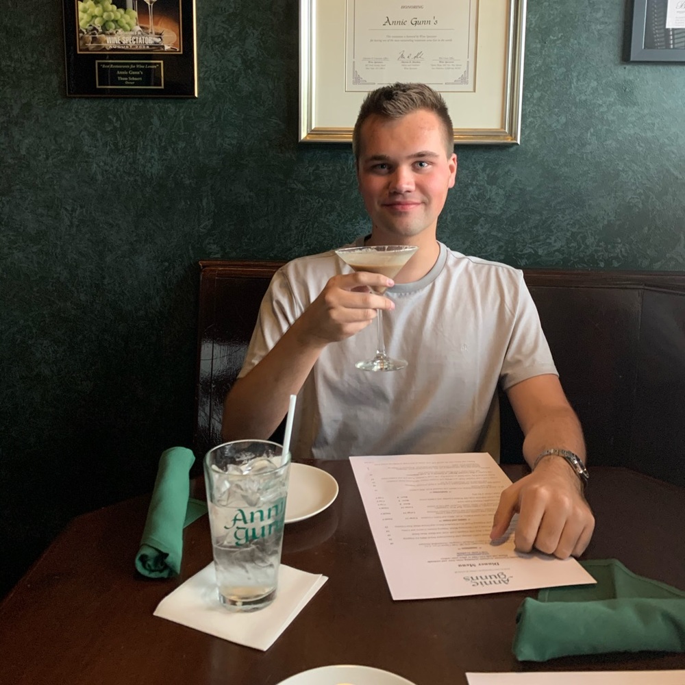 Meet your Posher, Clayton